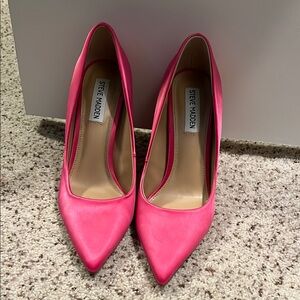 Steve Madden Pink Pointed-Toe Heels
